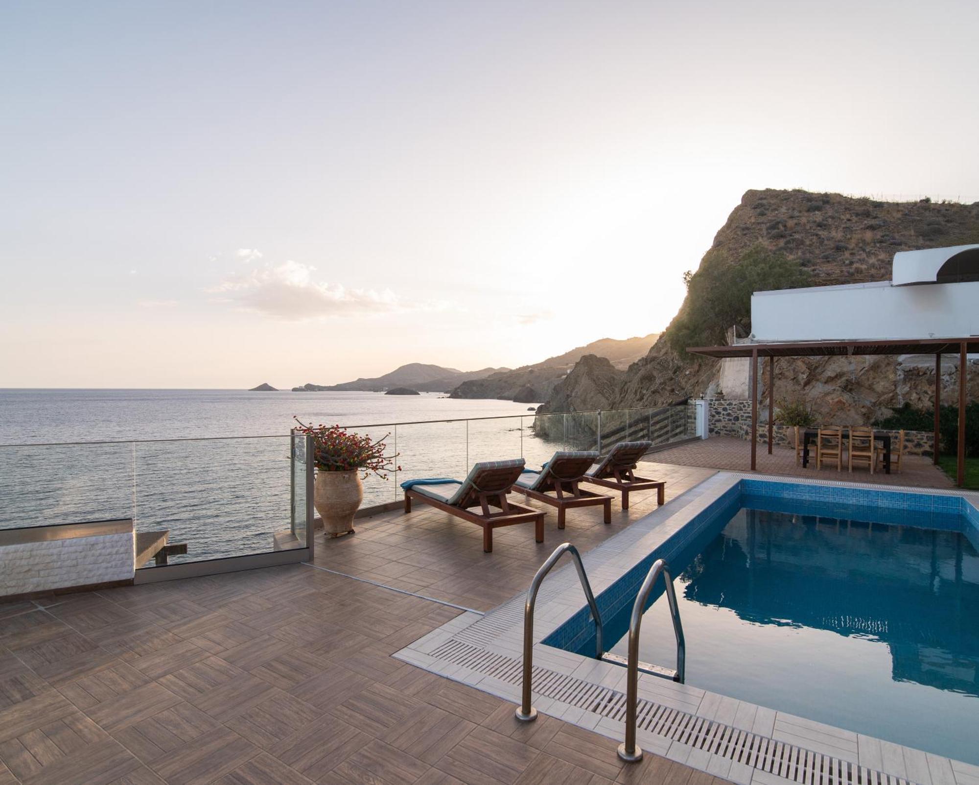 Villa Paradise Antiskari ภายนอก รูปภาพ