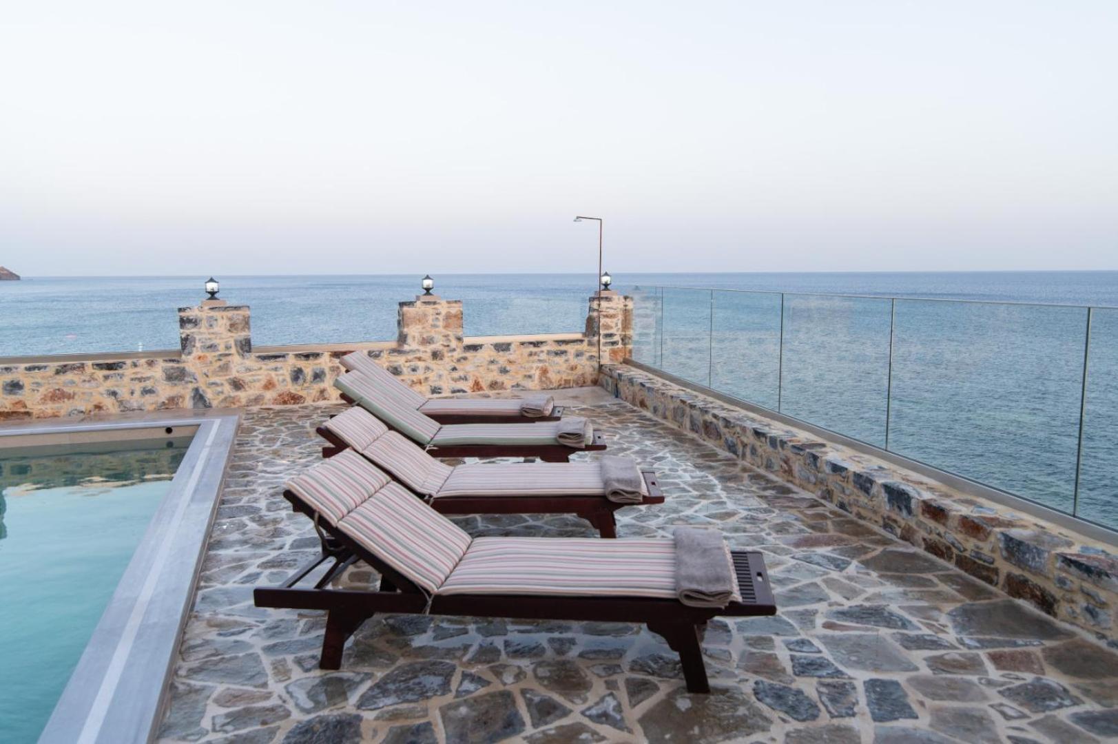Villa Paradise Antiskari ภายนอก รูปภาพ